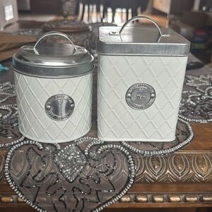 Vintage White and Silver Textured galvanized steel for tea and other ess…